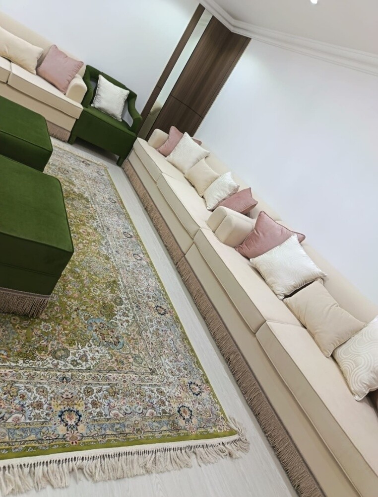 Sofa - 2