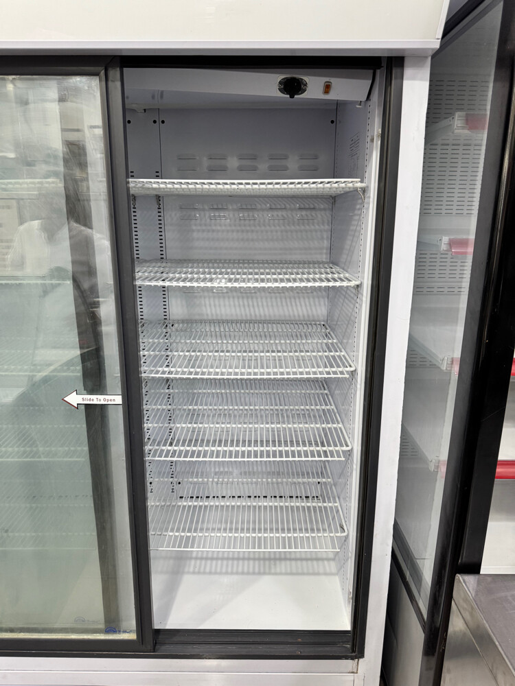 Double door chiller - 2