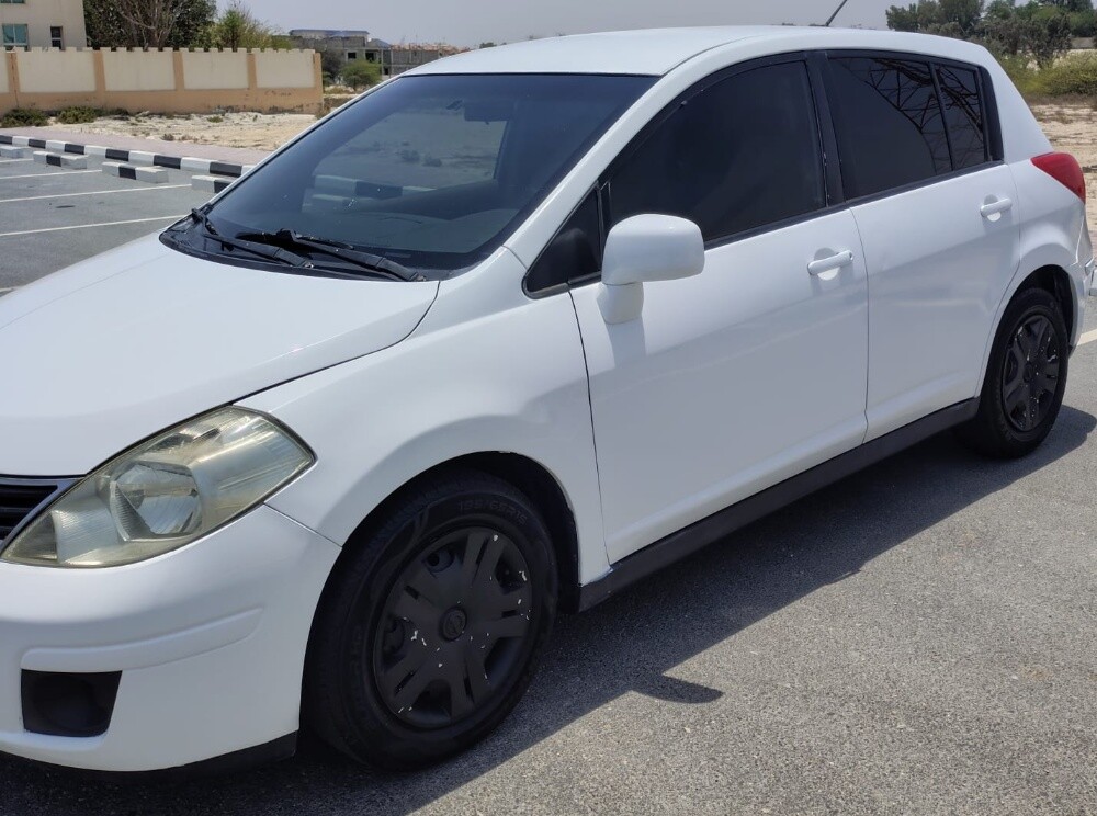 Nissan tide model 2013 - 3