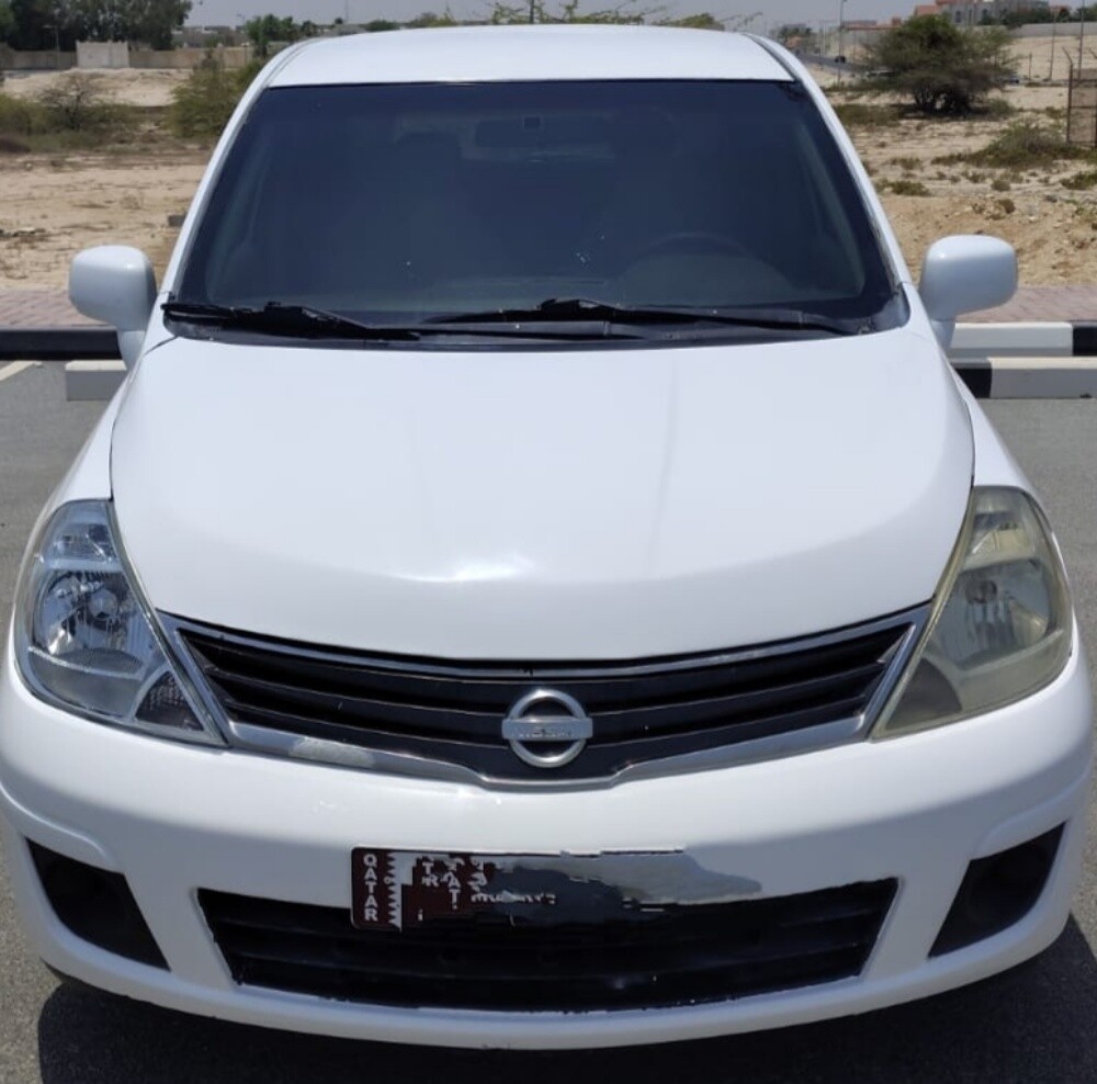 Nissan tide model 2013 - 2