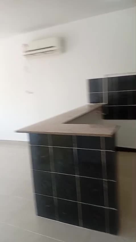 شقه داخل مجمع بالعزيزيه - 1