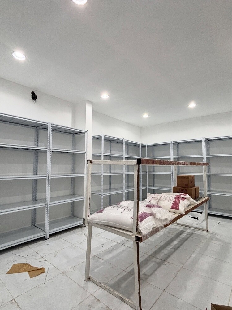 Heavy Duty Steel Shelving for Sale - 4