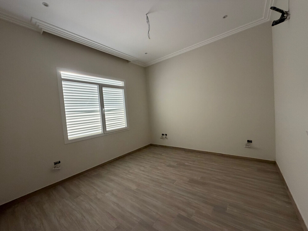 للبيع فيلا بام صلال 405م - 5