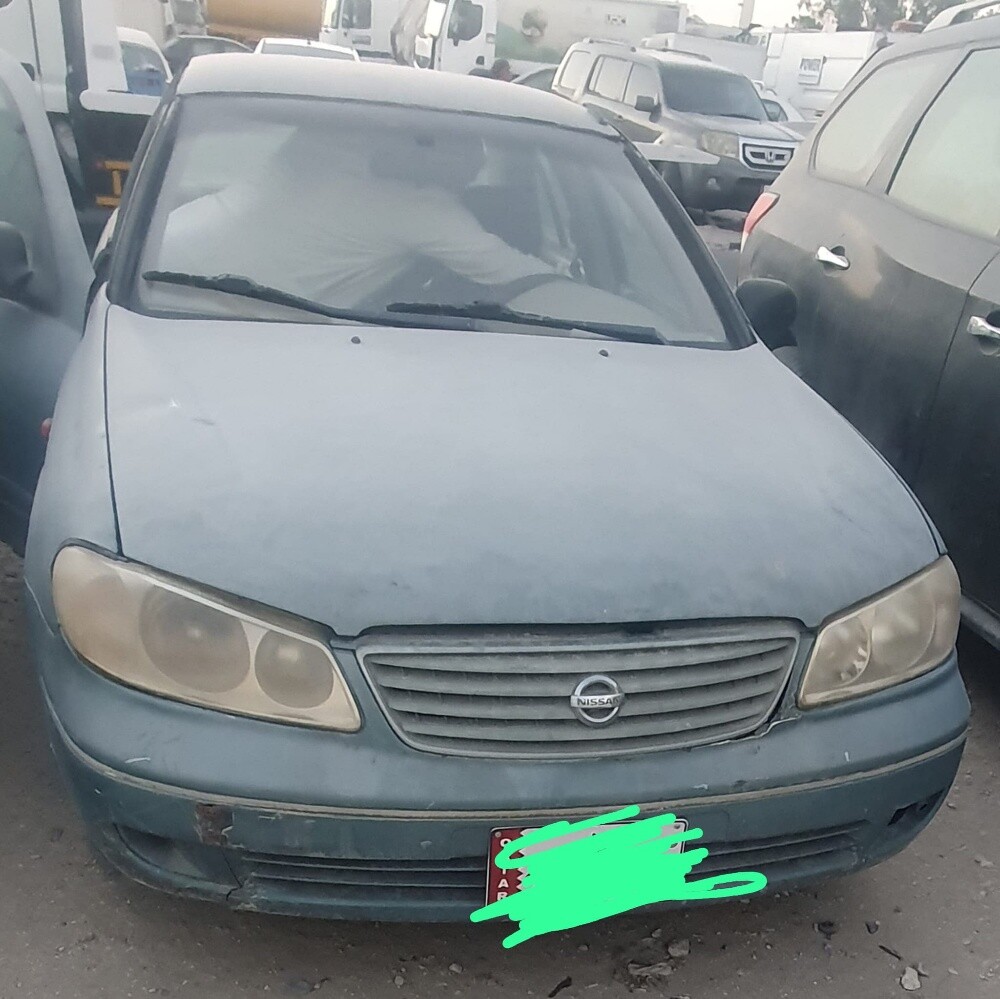 Nissan sunny all parts available - 2