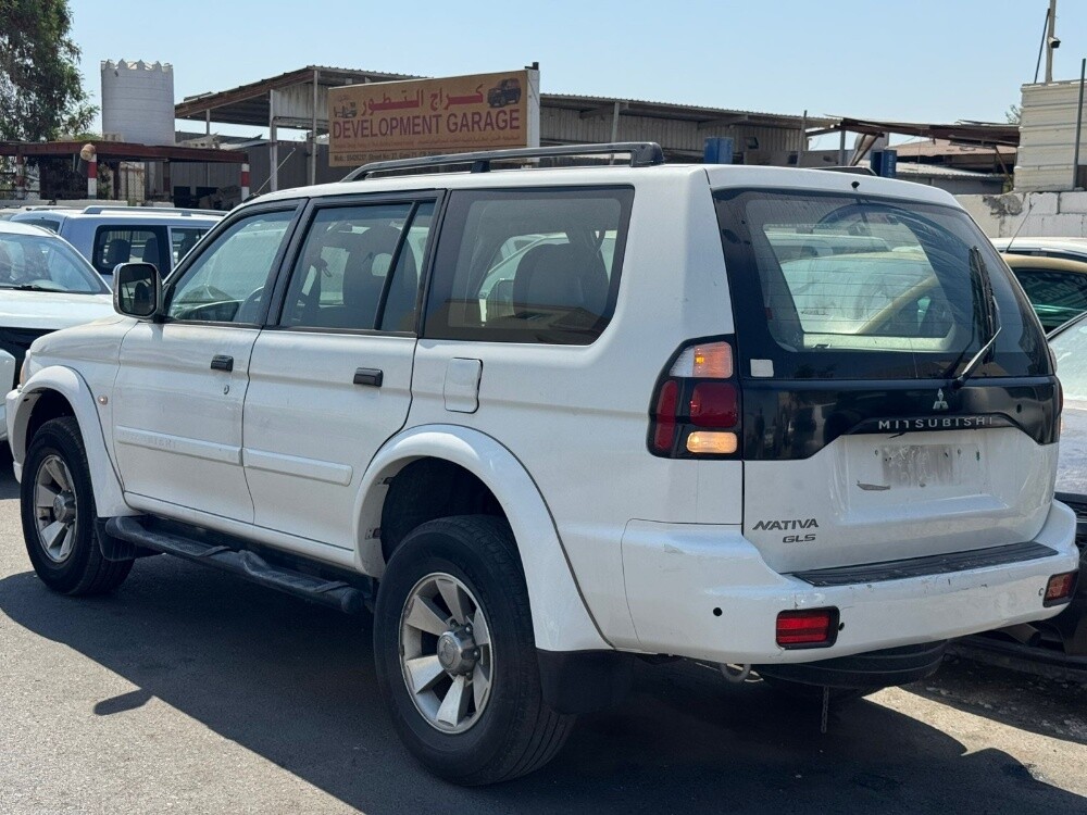 MITSUBISHI NATIVA GLS 2008 - 19