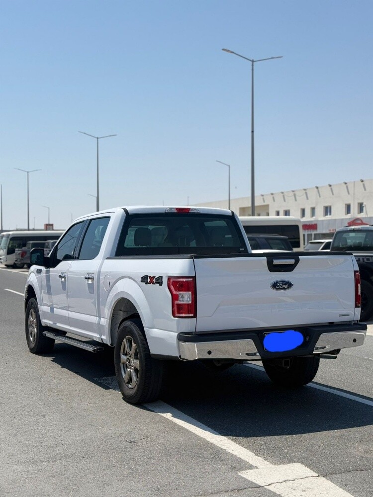 Ford F150 - 4