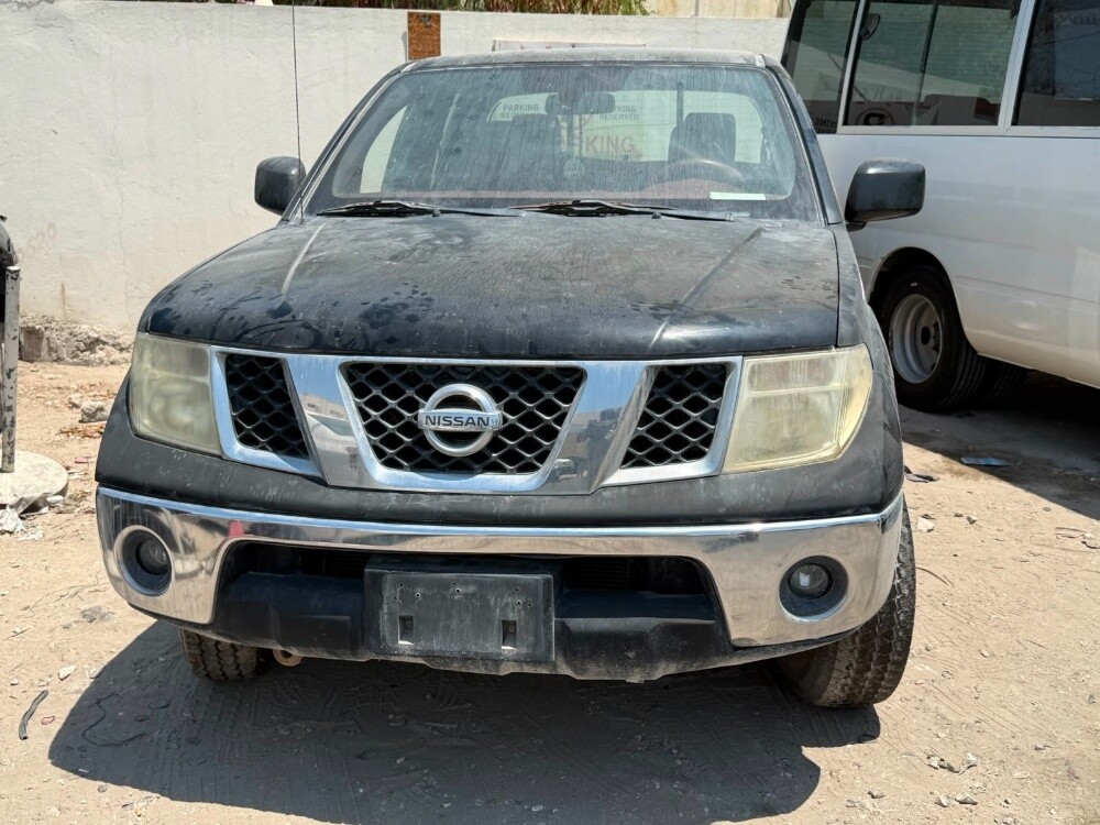 Nissan Navara Pickup - 1
