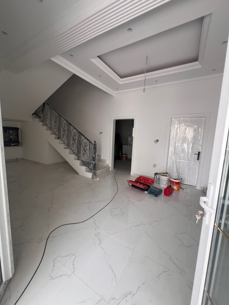New Villa for rent - 6