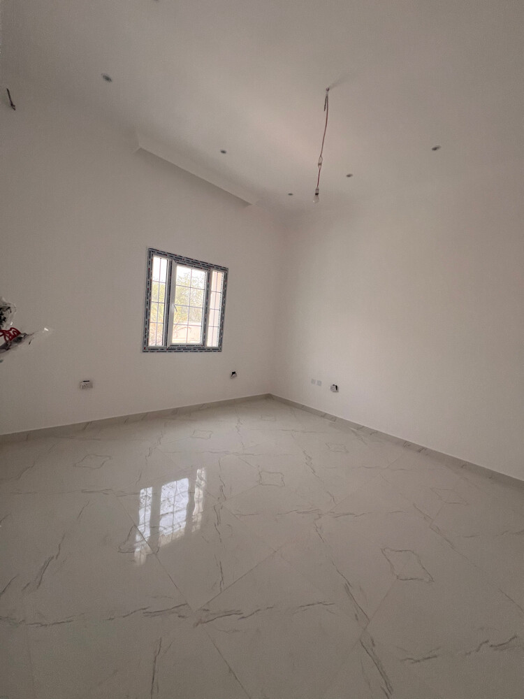 New Villa for rent - 5