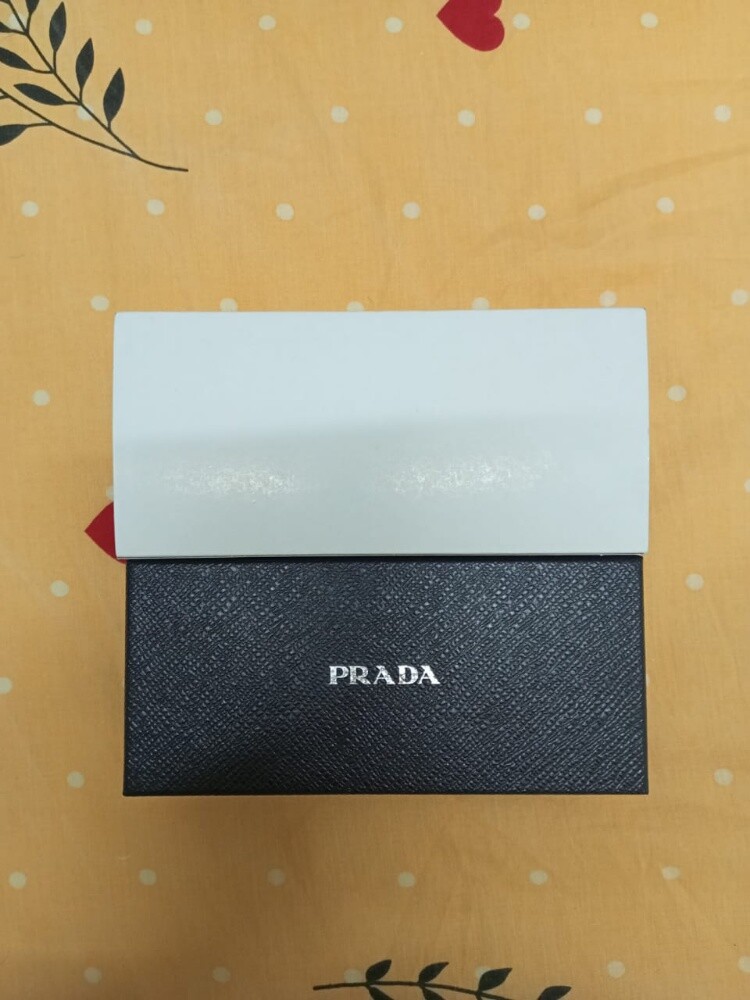 Original NEW Prada Sunglass For Sal - 5