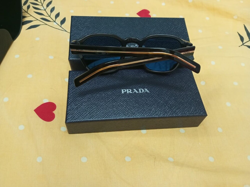 Original NEW Prada Sunglass For Sal - 4