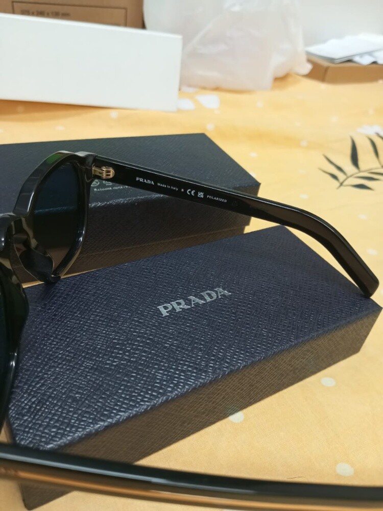 Original NEW Prada Sunglass For Sal - 3