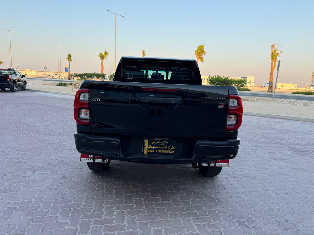 هايلوكس جى ار سبورت - 2