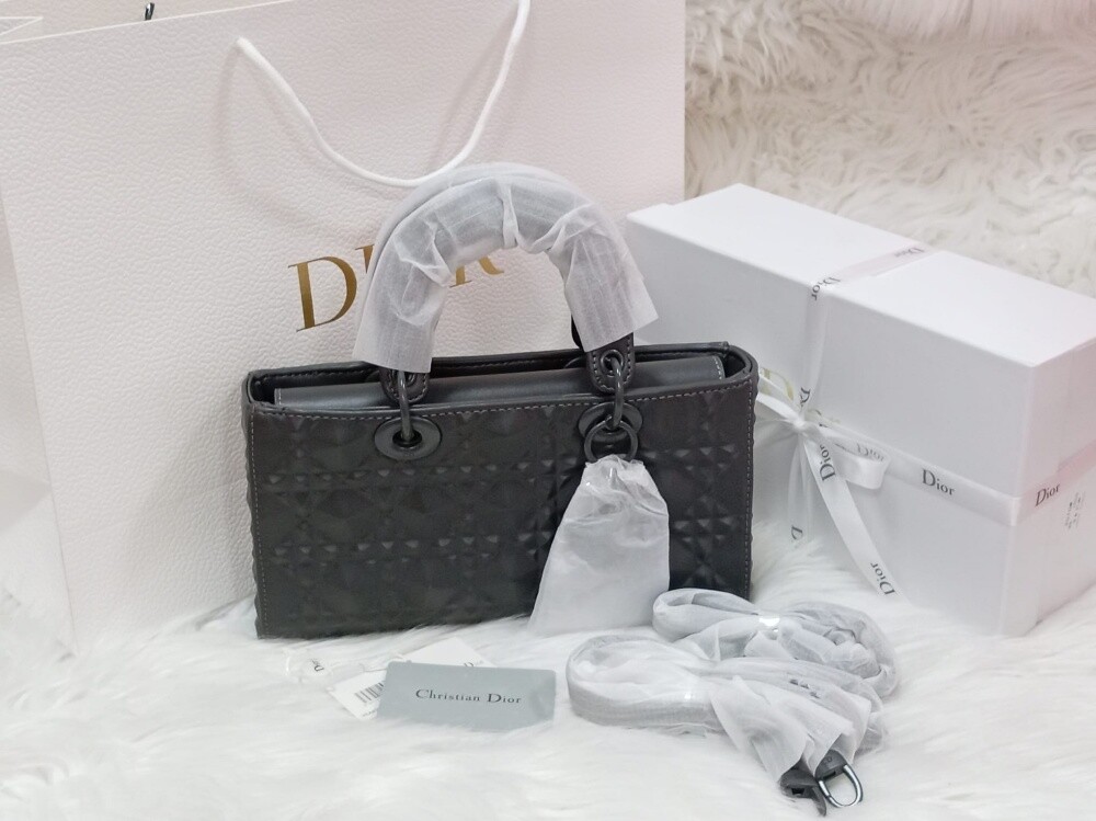 ديور 250 فقط بالوان مميزه - 5