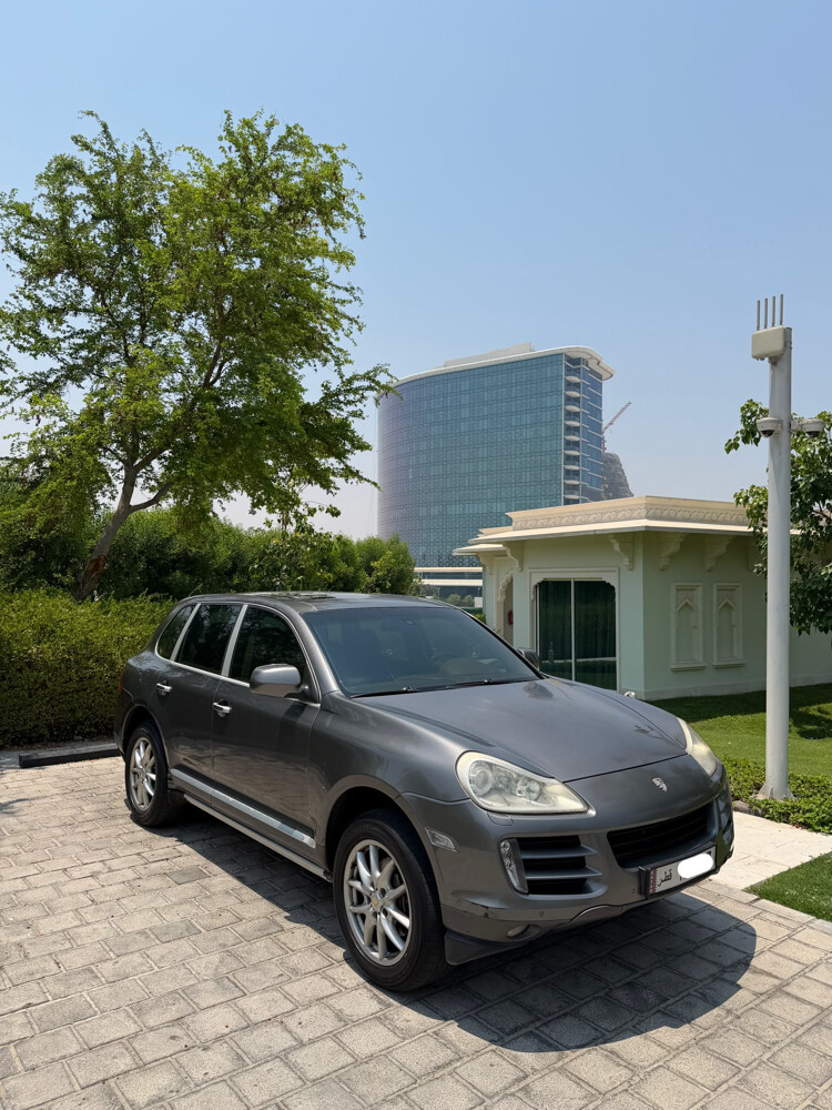 PORSCHE CAYENNE - 2