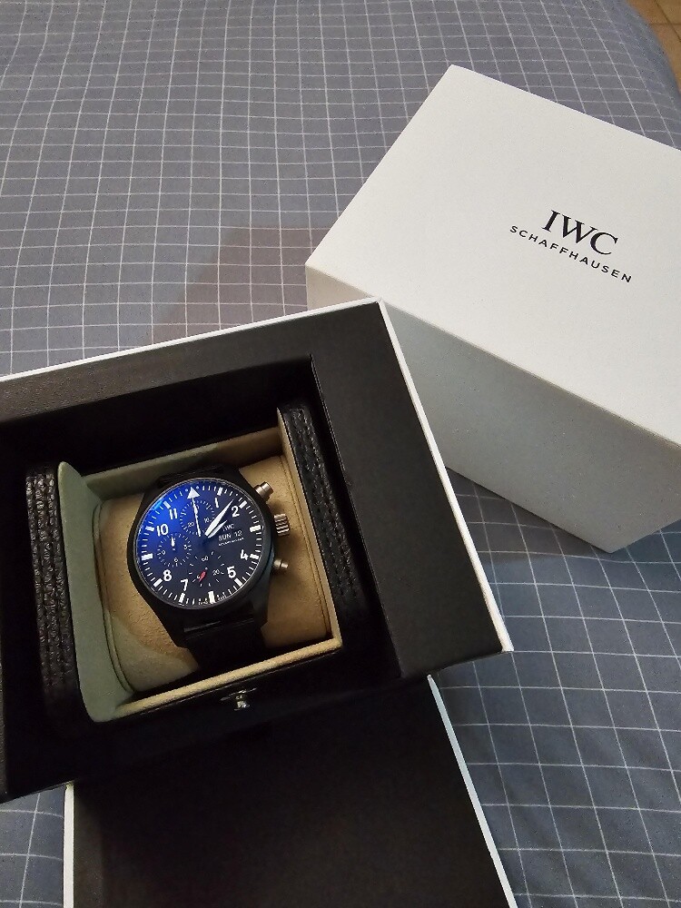 IWC Pilot Chronograph - 3