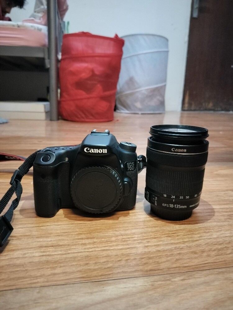 canon eos 70d - 2