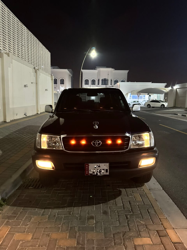 landcruiser 2002 - 1