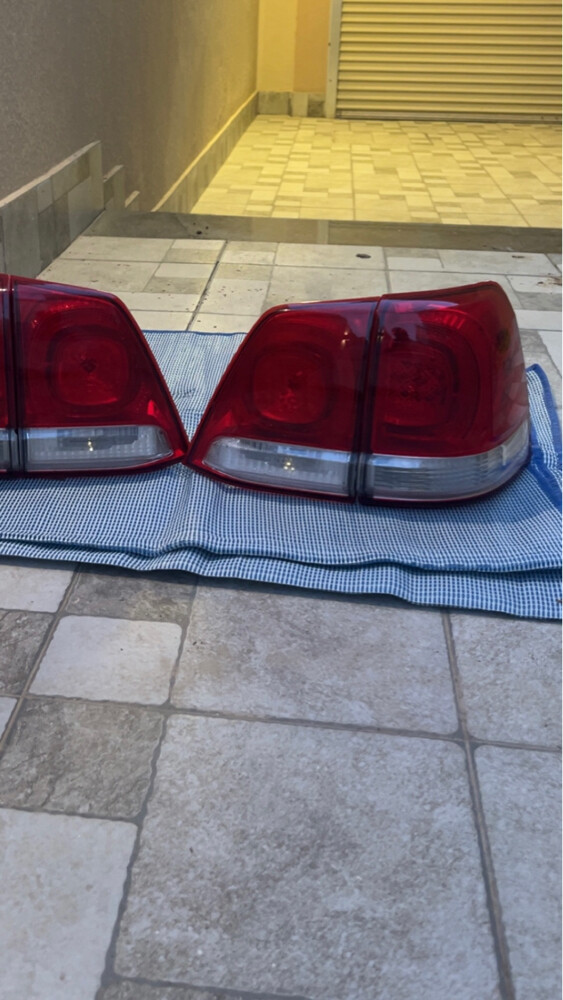 Land Cruiser rear lights - 1