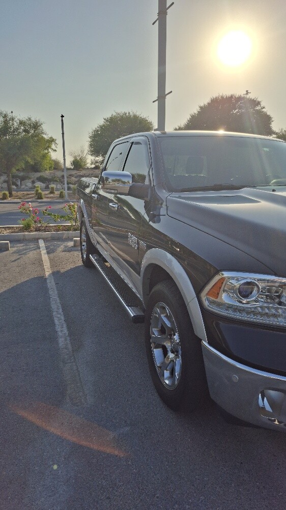2016 RAM 1500 Laramie, original - 1
