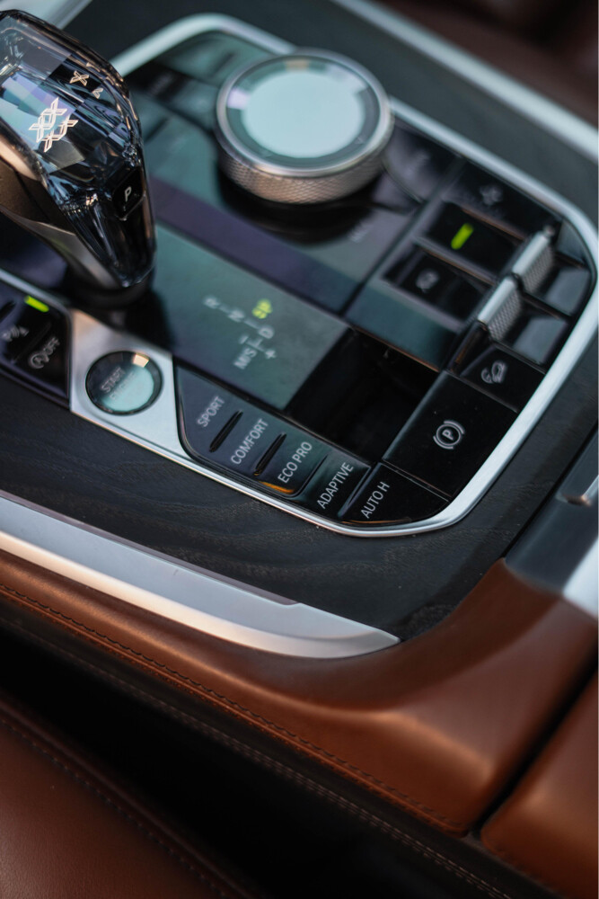 BMW X7 M5.0i 2019 V8 - 11