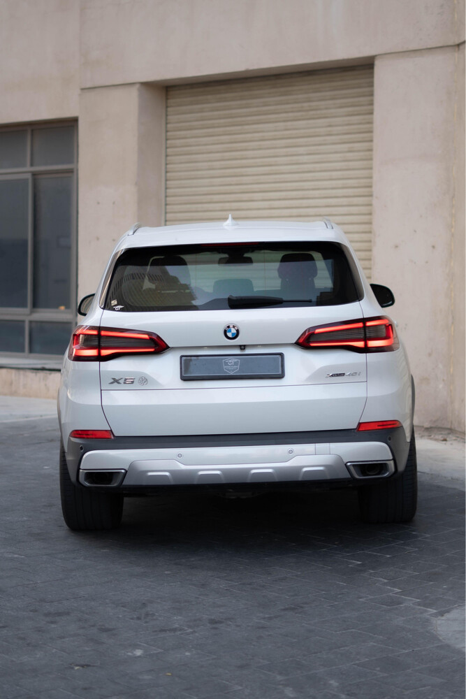 BMW X5 4.0i - 3
