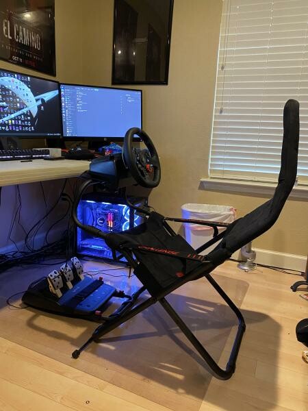 Playseat + Logitech G29 steering - 1