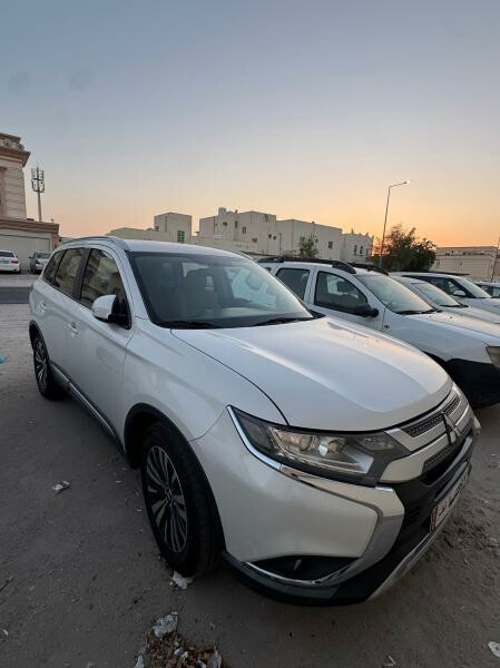 MISTUBISHI OUTLANDER 2019 QR36K - 1