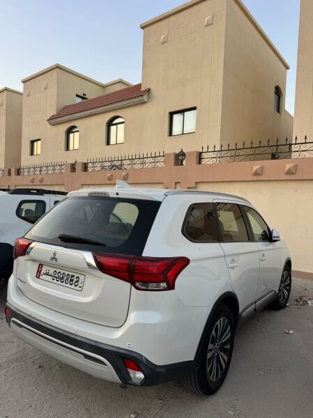 MISTUBISHI OUTLANDER 2019 QR36K - 3