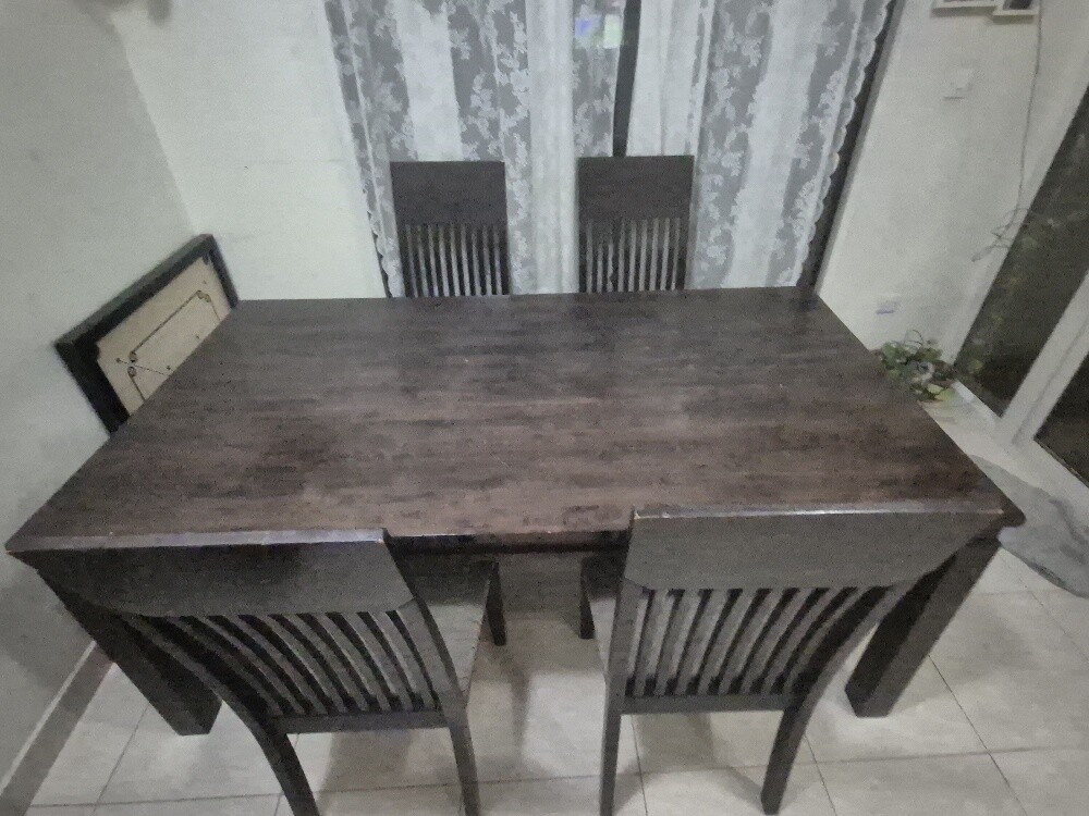 Perfect condition dining table set - 2