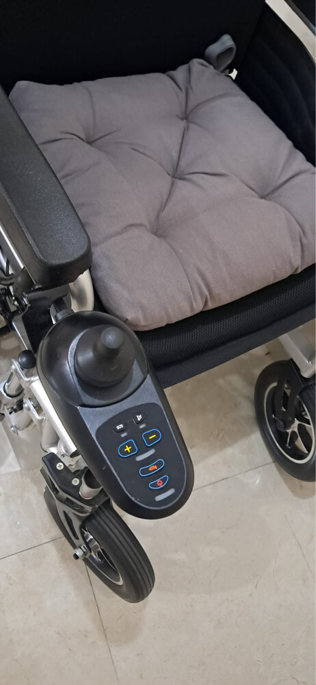 Electric wheelchair - 3