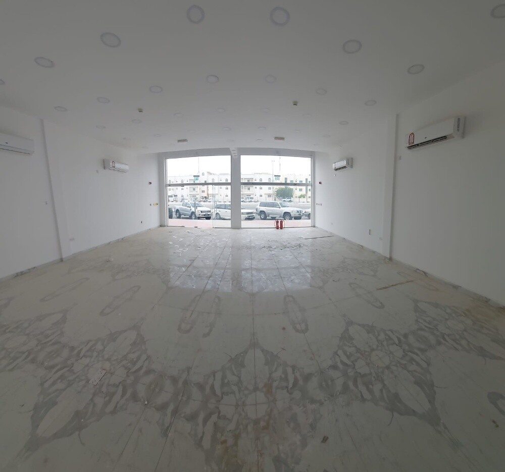 Shop for rent in Al Wakrah 200 M2 - 18