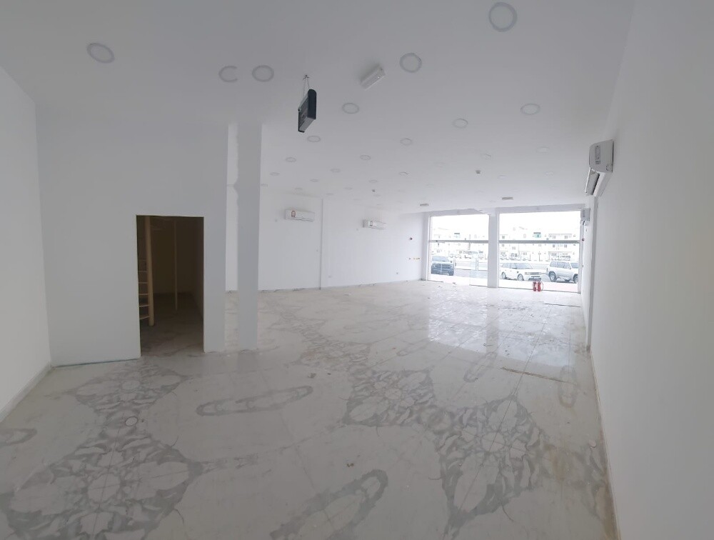 Shop for rent in Al Wakrah 200 M2 - 17