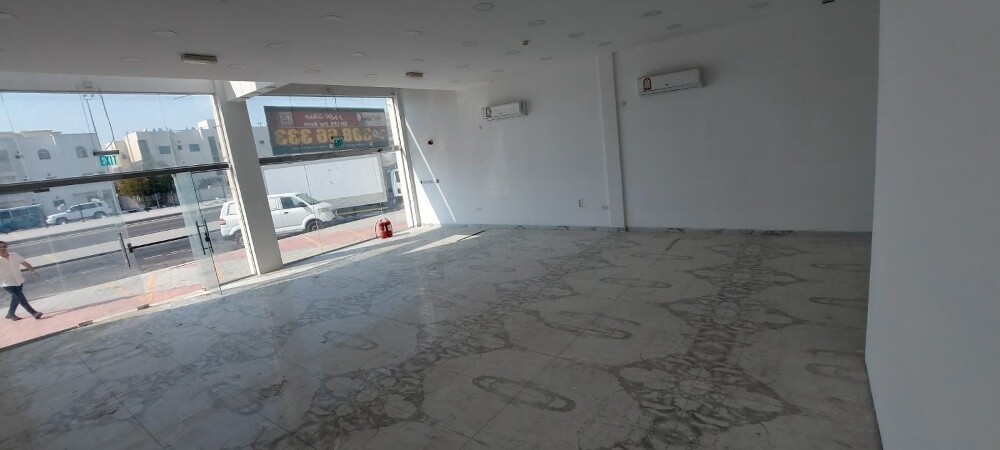 Shop for rent in Al Wakrah 200 M2 - 9