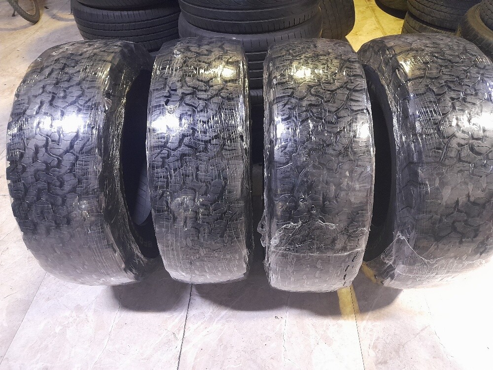 Bf Goodrich All-Terrain 285-70-17 - 4