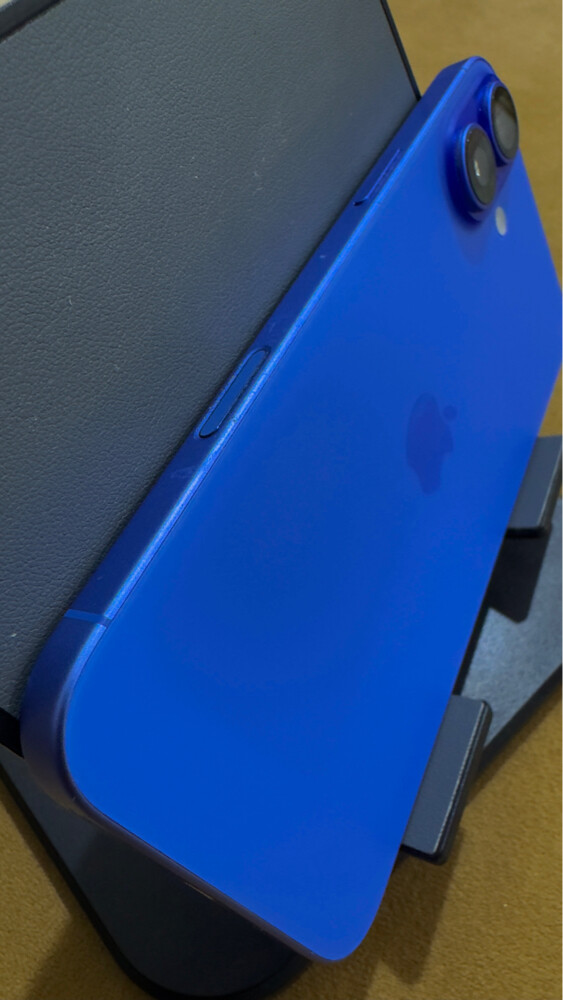 For sell iPhone 16 Plus  - 3