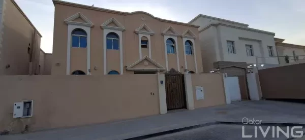 -2 Villas For sale in Al-Mashaf 1 - 2