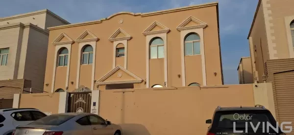 -2 Villas For sale in Al-Mashaf 1 - 3