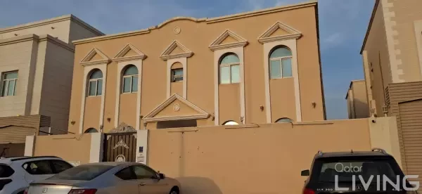 -2 Villas For sale in Al-Mashaf 1 - 5