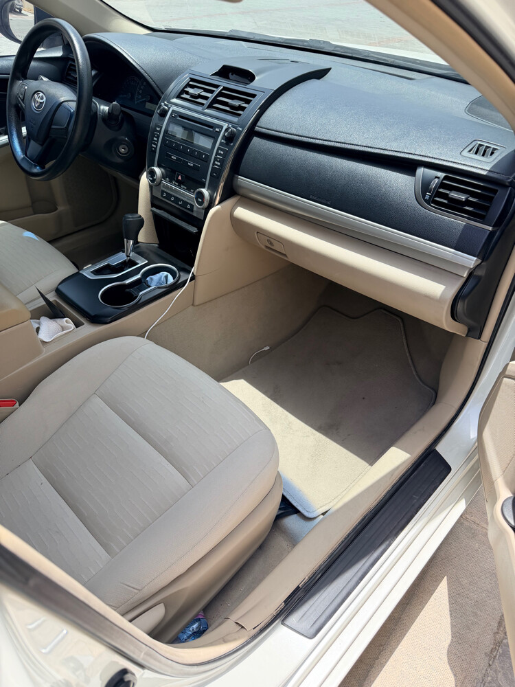 LOW MILE Camry 2016 GL - 2