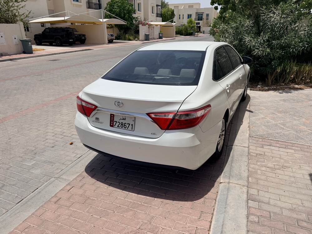 LOW MILE Camry 2016 GL - 11