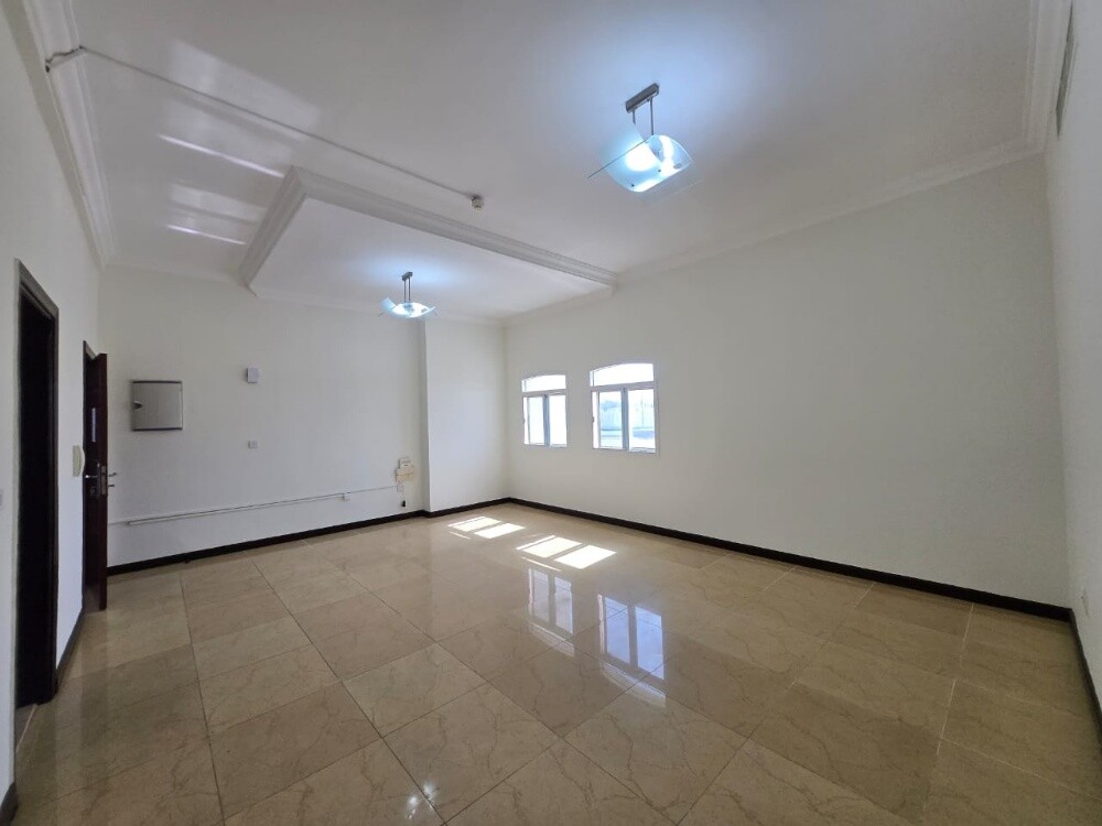 2 Bhk /Unfurnished /Al Sadd - 3
