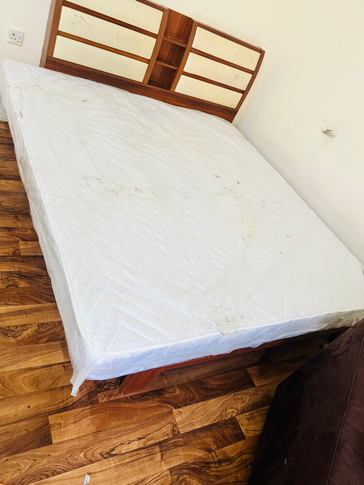 King size mattress  - 3