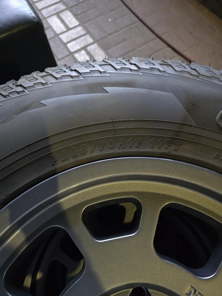 YOKOHAMA 17 size ring with tyre - 3