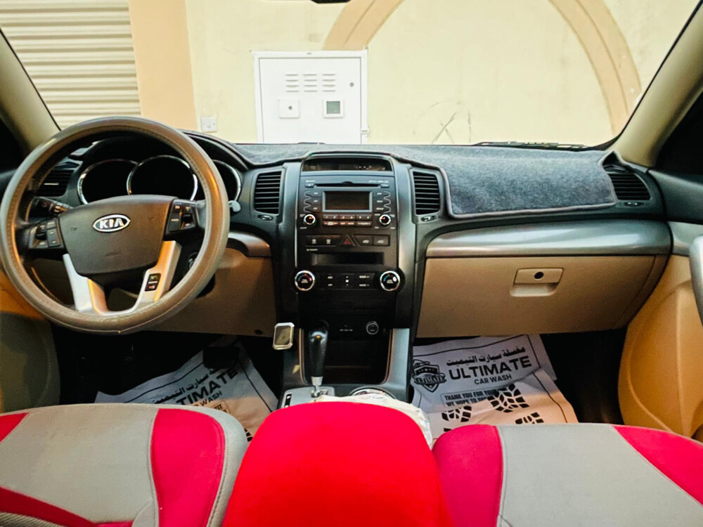 For Sale: Kia Sorento 2012 - 4