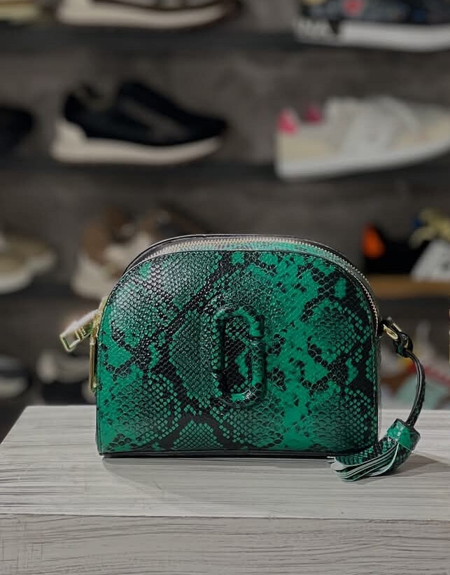 LV wallet - 30