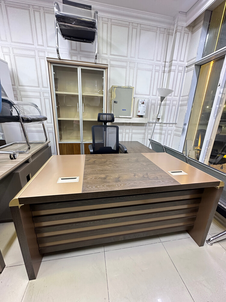 used office furniture sell - 17