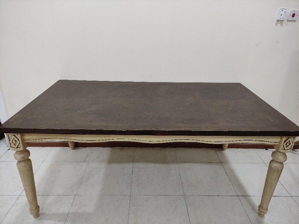 طاولة - 1