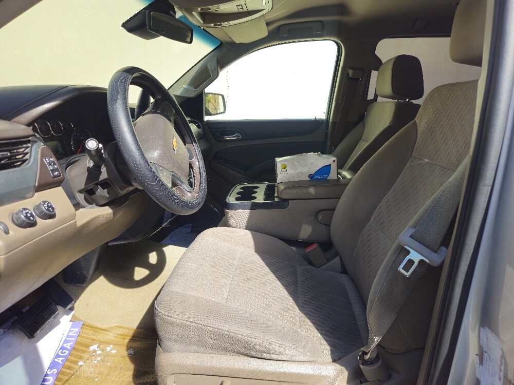 2016 Chevrolet suburban LS - 7