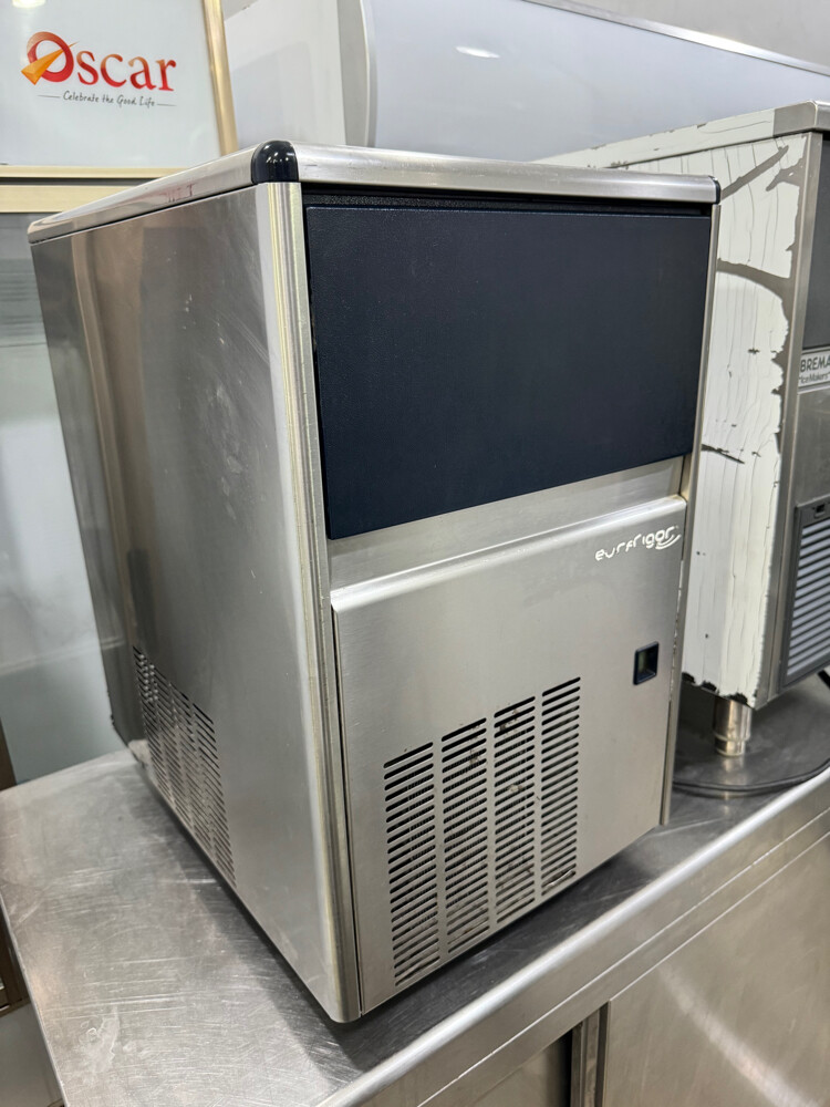 Ice maker (crushed) - 1